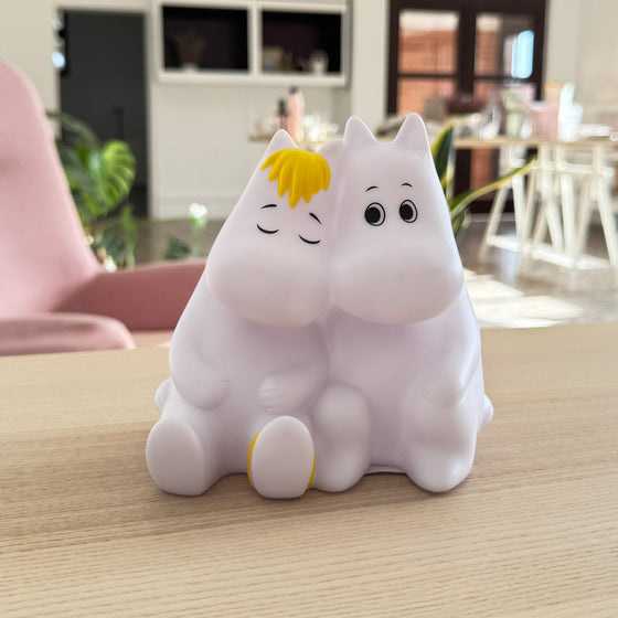 Lampička Muminci - Moomin & Snorkmaiden Love Mini LED