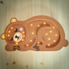 Dřevěná dětská LED lampička - medvídek