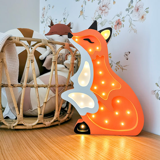 Dřevěná dětská LED lampička - liška